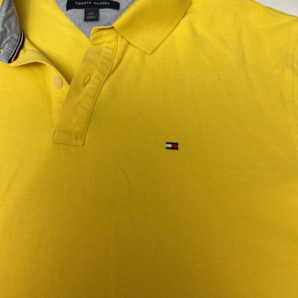 Tommy Hilfiger Mens Yellow Polo Shirt Size L Cotton Blend Short Sleeve Classic F - Picture 2 of 7